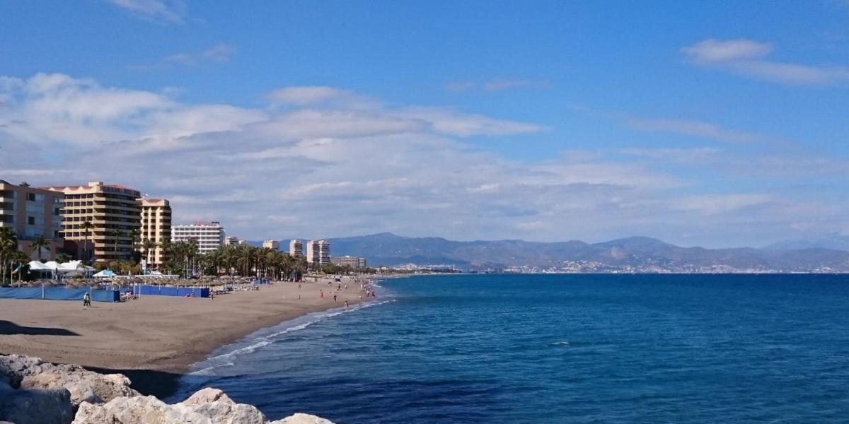 Apartament Apartamento Carole Playa Bajondillo Torremolinos Beach - Playa A 30 Segundos - Wifi - Parking - Terraza Zewnętrze zdjęcie
